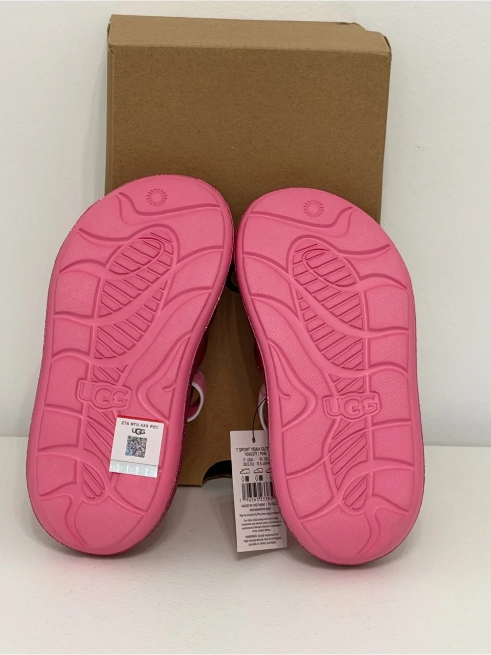 UGG Toddler Sport Yeah Glitter Sandals – Pink Size 11 New In Box NWT